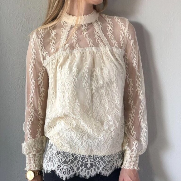 Xhilaration Tops - 🧡🧡 Xhilaration Lace Top